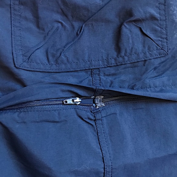 Last pair! Convertible pants with sunblock - Picture 14 of 15